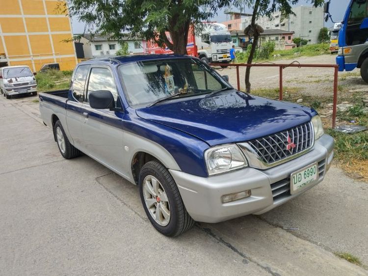 รถ Mitsubishi L200-Strada รุ่นย่อยอื่นๆ สี น้ำเงิน