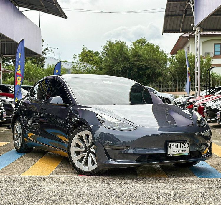 Tesla Model-3 2023 Long Range 4WD Sedan ไฟฟ้า ไม่ติดแก๊ส เกียร์อัตโนมัติ เทา