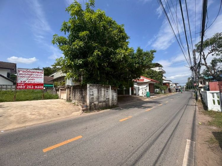 ขายที่ดินเปล่า​ ถม+พร้อมวางท่อระบายน้ำ, ถังบำบัด  มีไฟฟ้าและประปา(ขออนุญาตเรียบร้อยแล้ว)   ทำเลในเมือง✨​ ติดถนนอัศวมิตร (สินชัยธานี-สนามบินอุดรธานี) ต.หมากแข้ง อ.เมือง จ. รูปที่ 3
