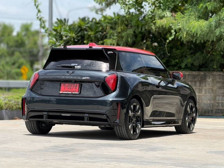 Mini JOHN COOPER WORK 2025 2.0 John Cooper Works Sedan ไฟฟ้า ไม่ติดแก๊ส เกียร์อัตโนมัติ เทา รูปที่ 4
