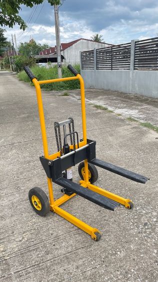 รถยกไฮดรอลิค Muliti-x 200 kg