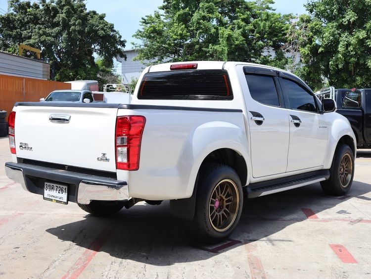 Isuzu D-MAX 2017 1.9 Hi-Lander Z Pickup ดีเซล เกียร์ธรรมดา ขาว รูปที่ 3