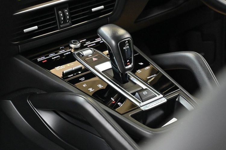 Porsche Cayenne 2021 4.8 S 4WD Utility-car Hybrid (Diesel) ไม่ติดแก๊ส เกียร์อัตโนมัติ เทา รูปที่ 4