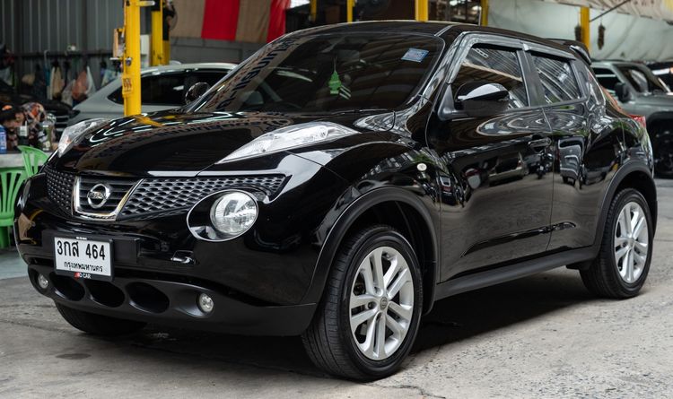 Nissan Juke 2015 1.6 V Utility-car เบนซิน ไม่ติดแก๊ส เกียร์อัตโนมัติ ดำ รูปที่ 2