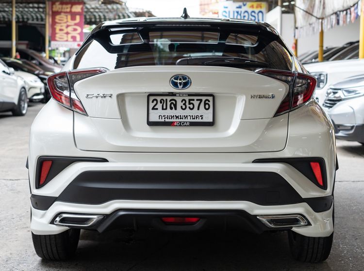 Toyota C-HR 2019 1.8 HV Hi Utility-car ไฮบริด ไม่ติดแก๊ส เกียร์อัตโนมัติ ขาว รูปที่ 4
