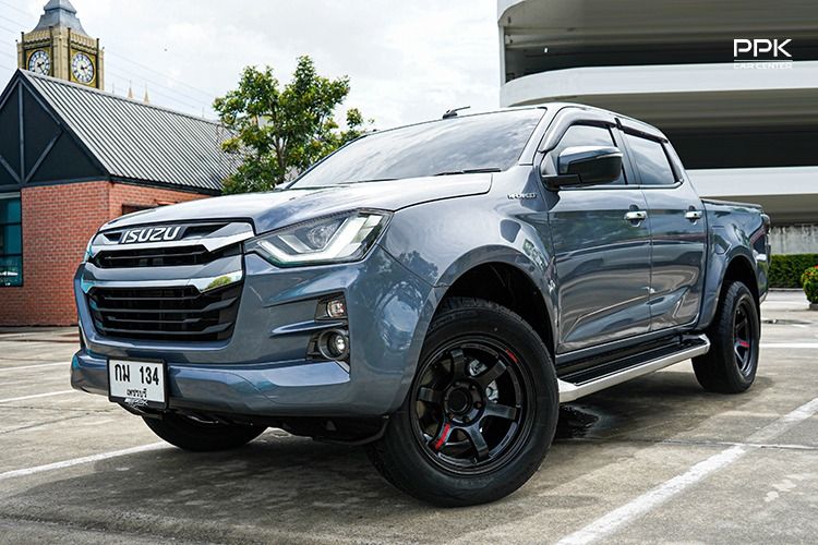 Isuzu D-MAX 2024 1.9 Hi-Lander L Pickup ดีเซล ไม่ติดแก๊ส เกียร์ธรรมดา เทา