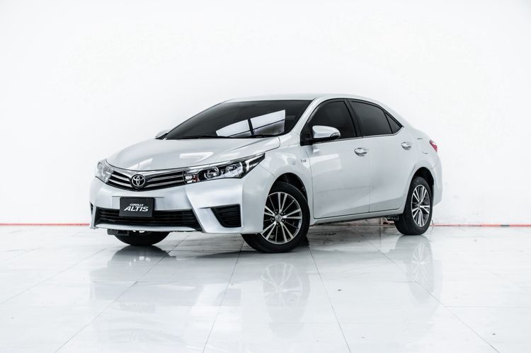 รถ Toyota Altis 1.6 G สี เทา