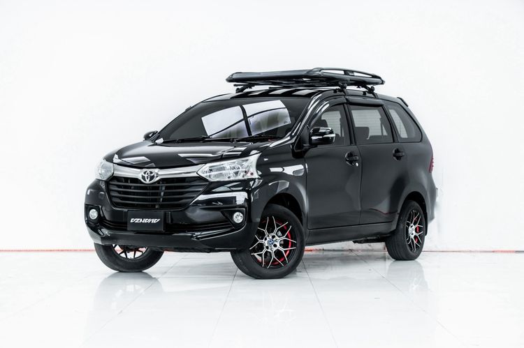 รถ Toyota Avanza 1.5 G สี ดำ