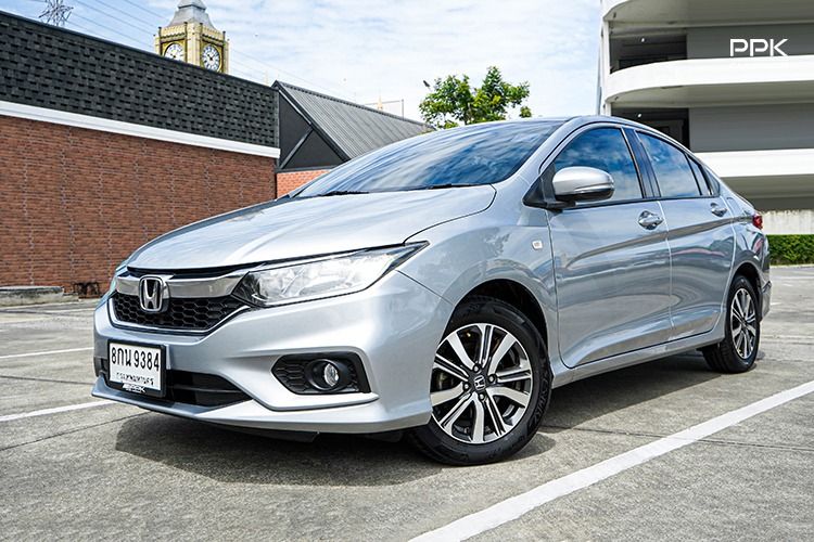 รถ Honda City 1.5 V สี เทา