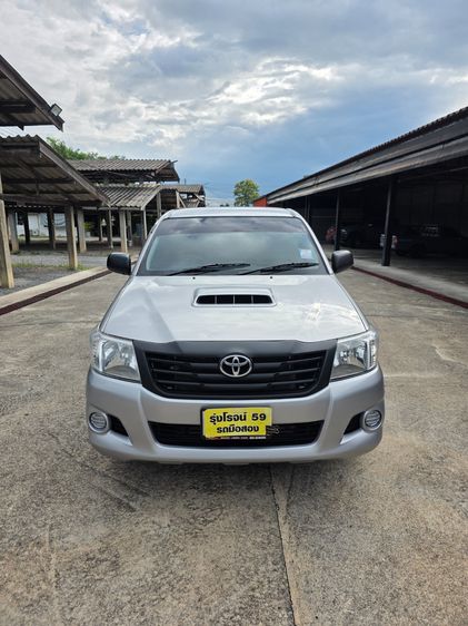 Toyota Hilux Vigo Champ 2015 2.5 J VNT Single Cab Pickup ดีเซล ไม่ติดแก๊ส เกียร์ธรรมดา เทา รูปที่ 3