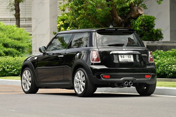Mini Hatch Cooper 2011 1.6 S Sedan เบนซิน ไม่ติดแก๊ส เกียร์อัตโนมัติ ดำ รูปที่ 4