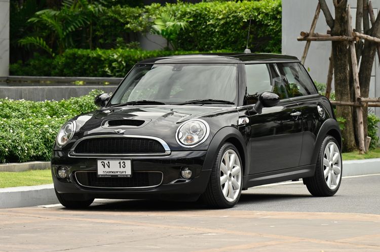 รถ Mini Hatch Cooper 1.6 S สี ดำ