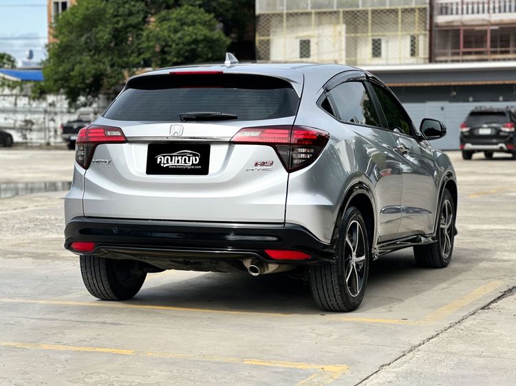 Honda HR-V 2019 1.8 RS Sedan เบนซิน ไม่ติดแก๊ส เกียร์อัตโนมัติ บรอนซ์เงิน รูปที่ 2