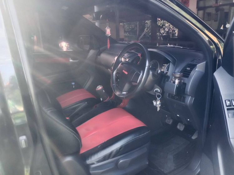 Isuzu D-MAX 2016 1.9 X-Series Speed Pickup ดีเซล ไม่ติดแก๊ส เกียร์ธรรมดา ดำ