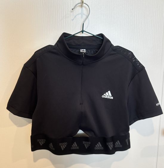 เสื้อออกกำลังกาย
