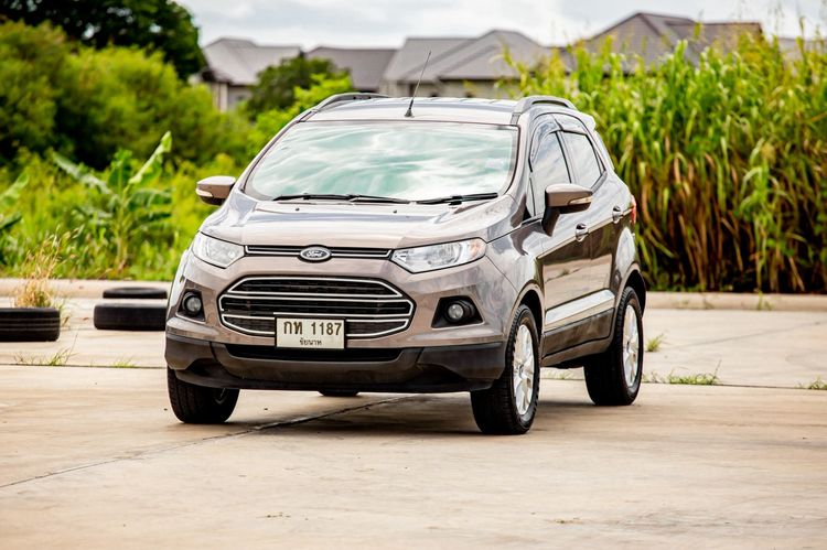 รถ Ford Ecosport 1.5 Trend สี น้ำตาล
