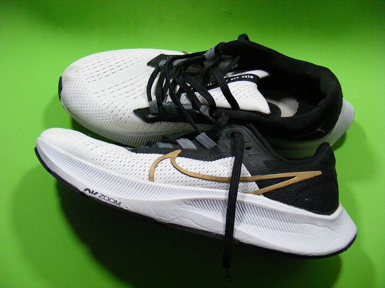 รองเท้ากีฬา Nike Air Zoom Pegasus 38