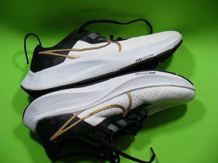 รองเท้ากีฬา Nike Air Zoom Pegasus 38 รูปที่ 2
