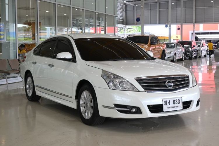 รถ Nissan Teana 2.0 200 XL Sport สี ขาว