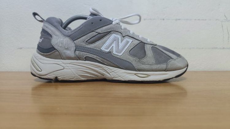 New Balance878  42.5 27.0 แท้ มือสอง รูปที่ 2