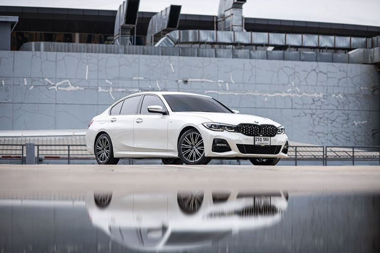 BMW Series 3 2020 320d Sedan ดีเซล ไม่ติดแก๊ส เกียร์อัตโนมัติ ขาว รูปที่ 2