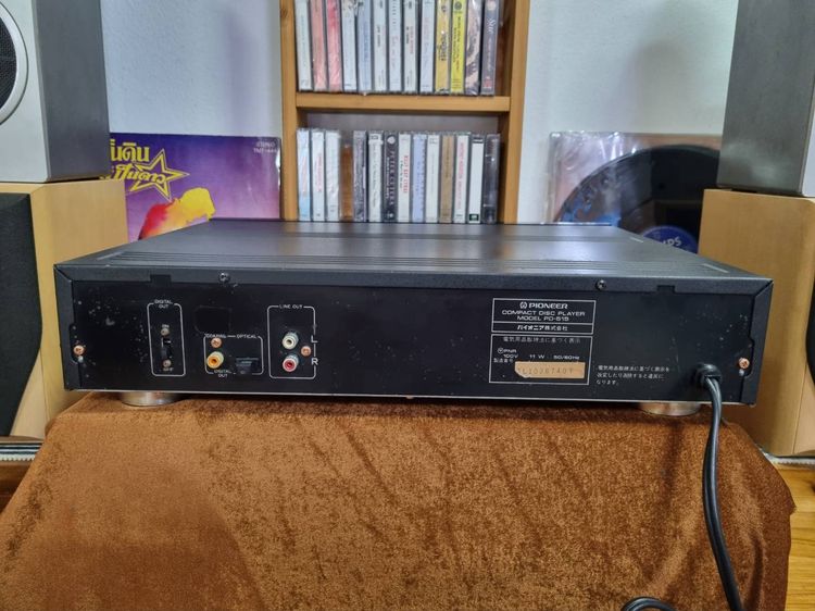 PIONEER PD-515  เป็นเครื่องเล่นซีดีรุ่นคลาสสิก ที่ให้เสียงดีมากครับ รูปที่ 7