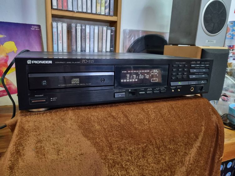 PIONEER PD-515  เป็นเครื่องเล่นซีดีรุ่นคลาสสิก ที่ให้เสียงดีมากครับ รูปที่ 3