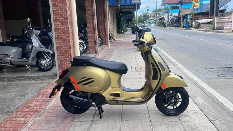 2023 Vespa GTS 150 ปี 23 ไมล์ 7028 km.