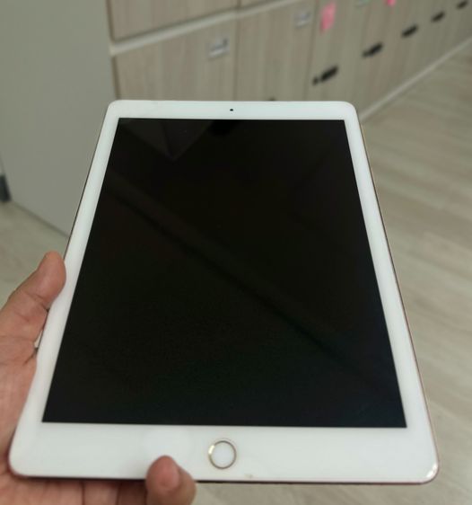 ขาย iPad Pro 2,  9.7 นิ้ว รุ่นปี 2016 สี Rose Gold ความจุสูง 256GB รุ่น Wi‑Fi + Cellular ใส่ซิมได้