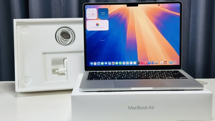Apple แมค โอเอส 16 กิกะไบต์ อื่นๆ ไม่ใช่ MacBook Air 13 inch M4 16/256 GB