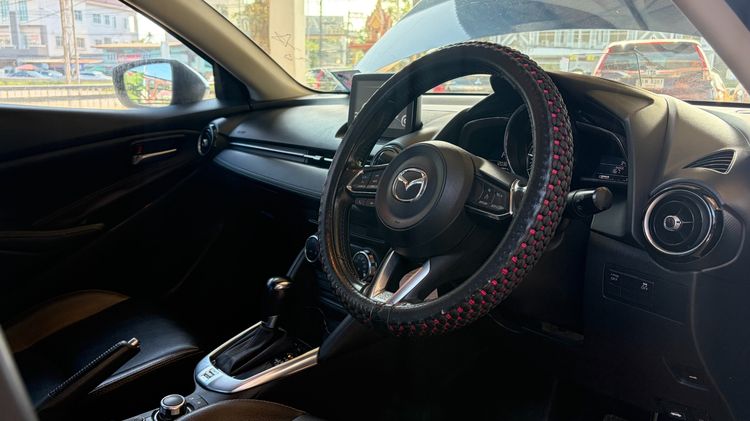 Mazda Mazda 2 2019 1.3 High Connect Sedan เบนซิน ไม่ติดแก๊ส เกียร์อัตโนมัติ น้ำเงิน รูปที่ 4