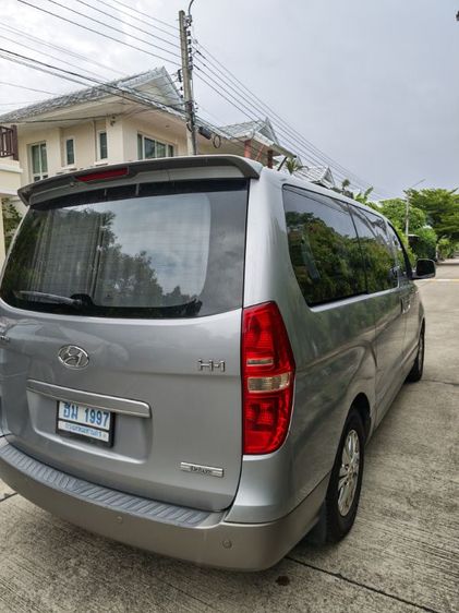 Hyundai H-1  2012 2.5 Deluxe Van ดีเซล ไม่ติดแก๊ส เกียร์อัตโนมัติ เทา รูปที่ 4