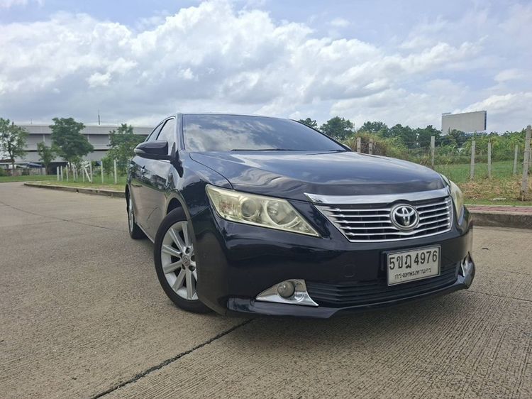 รถ Toyota Camry 2.0 G สี ดำ