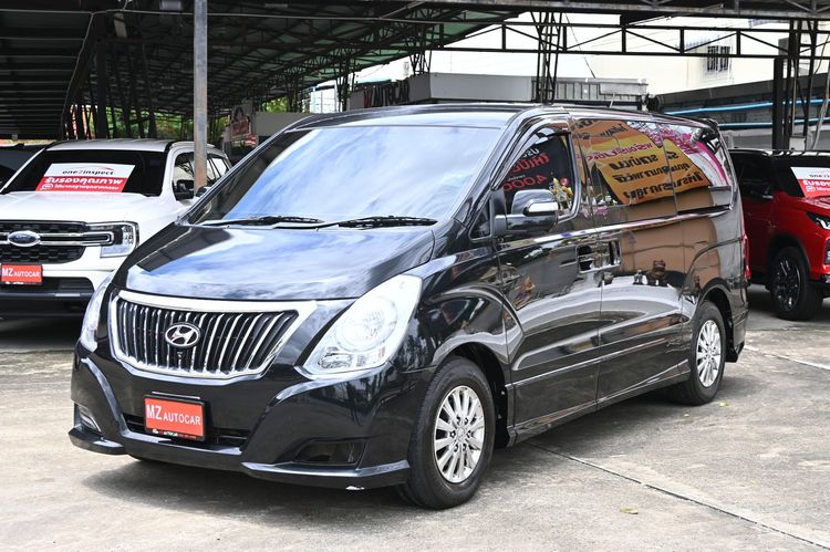 รถ Hyundai H-1  2.5 Deluxe สี ดำ