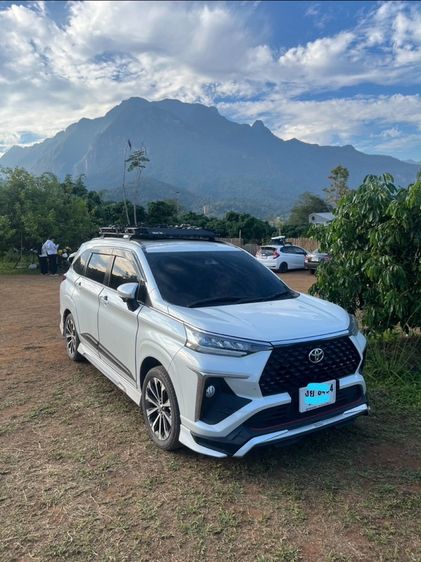 Toyota Veloz 2023 1.5 Premium Utility-car เบนซิน ไม่ติดแก๊ส เกียร์อัตโนมัติ ขาว