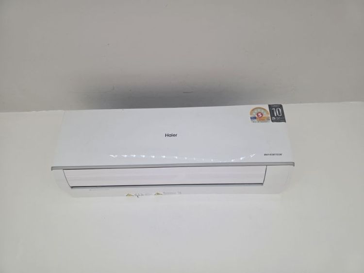 เป็นระบบอินเวอร์เตอร์ 🌬️ ขายแอร์ Haier Inverter 18,000 BTU (ของแท้ ประกันศูนย์)รุ่น HSU-18VQRC03T — สภาพแทบใหม่ ใช้งานจริงไม่ถึง 30 ครั้ง