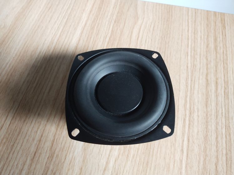  ลำโพง YAMAHA มือสอง (สภาพดี) midwoofer 4นิ้ว 4Ω 25W กลาง4นิ้ว ลําโพงซับวูฟเฟอร์ 4 นิ้ว