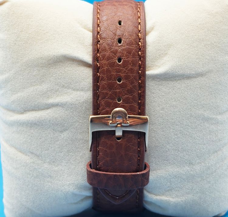 นาฬิกาข้อมือ OMEGA  รูปที่ 8