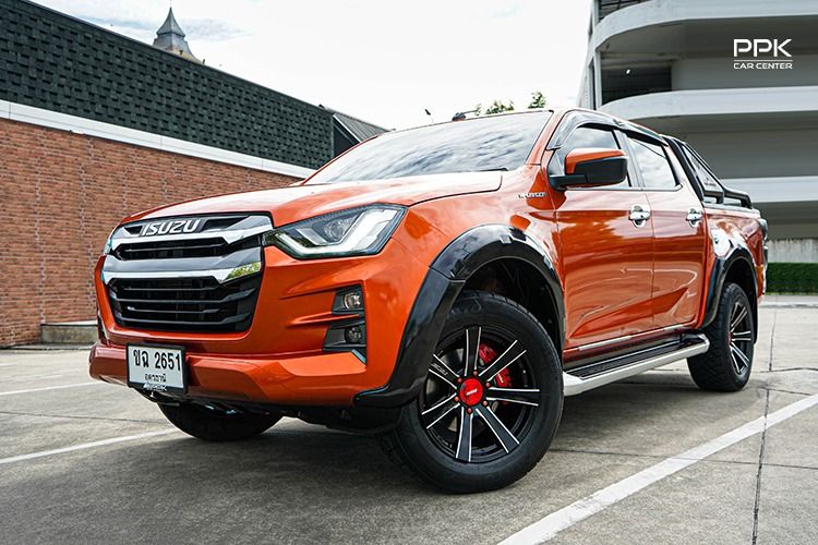 รถ Isuzu D-MAX 1.9 Hi-Lander Z สี ส้ม