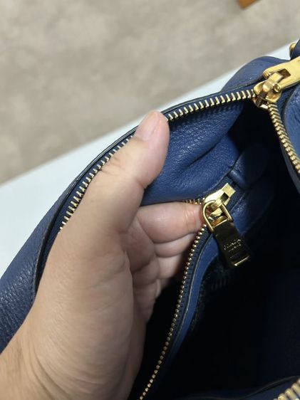 กระเป๋า Prada แท้ สภาพดี รูปที่ 9
