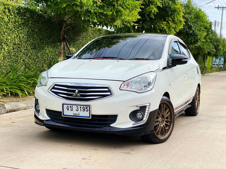 Mitsubishi Attrage 2016 1.2 GLS Limited Sedan เบนซิน เกียร์อัตโนมัติ ขาว รูปที่ 3