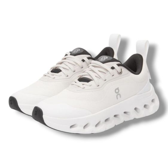 รองเท้าวิ่ง On Running ไม่ระบุ ขาว รองเท้าOn Cloudtilt x LOEWE branco/preto 41 26cm.
