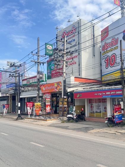 ขายอาคารพาณิชย์3ชั้นครึ่ง ทำเลทองทำเงิน หน้านิคมอุตสาหกรรมภาพเหนือลำพูลพร้อมร้านสเต็กแฟรนไซส์ส-คาเฟ่ ข้าง The Pizza Company  รูปที่ 2