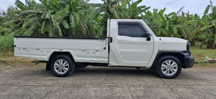 Toyota Hilux Revo 2025 2.4 Entry Pickup ดีเซล ไม่ติดแก๊ส เกียร์ธรรมดา ขาว รูปที่ 2