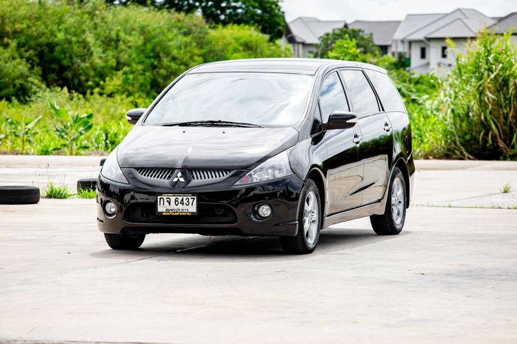 รถ Mitsubishi Space Wagon 2.4 GT สี ดำ