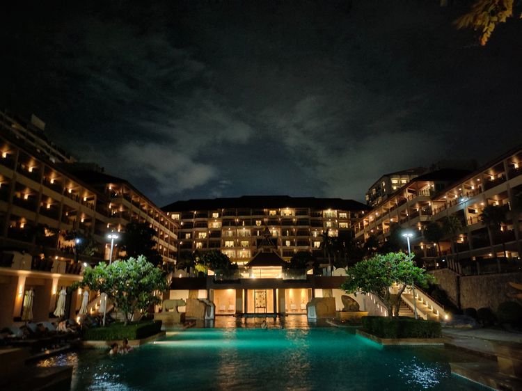 Heritage Pattaya1500  Emeral Ratchada 1600