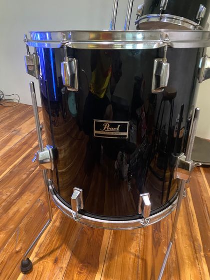 ขาย กลองชุด Pearl made in Japan สภาพใหม่ พร้อมตี ตามรูปภาพ ราคา16,000บ สอบถามรายละเอียดได้ที่ 081-0437562 ครูหนิม รูปที่ 11