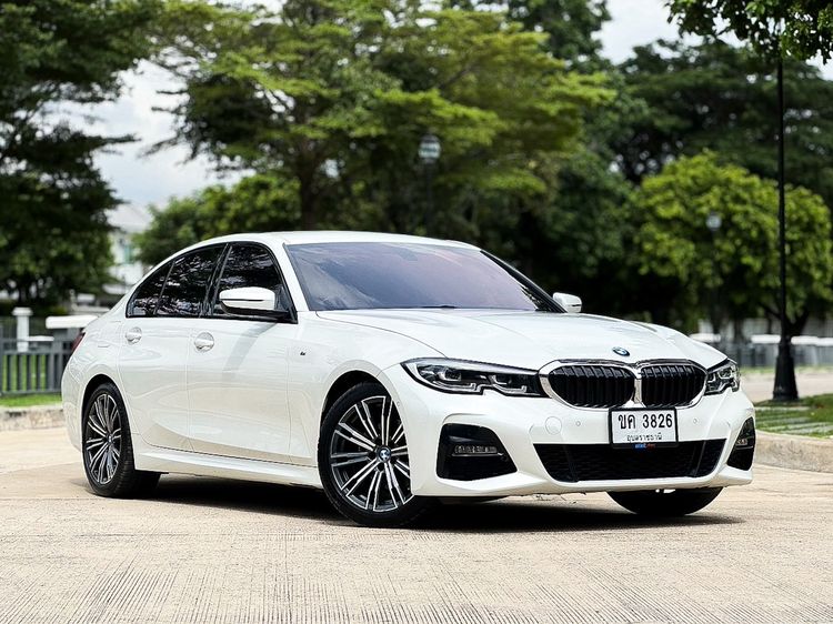 BMW Series 3 2022 320d Sedan ดีเซล ไม่ติดแก๊ส เกียร์อัตโนมัติ ขาว รูปที่ 3