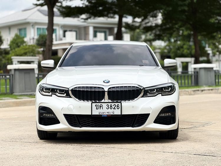 BMW Series 3 2022 320d Sedan ดีเซล ไม่ติดแก๊ส เกียร์อัตโนมัติ ขาว รูปที่ 2