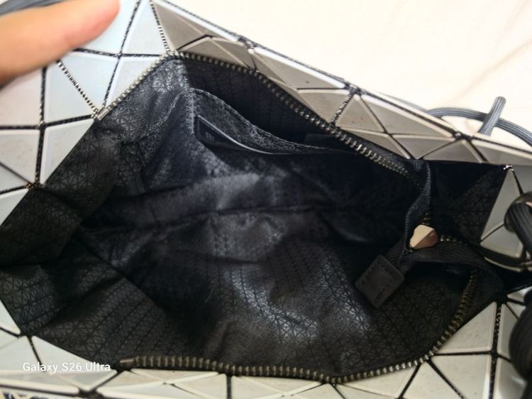 กระเป๋าแบรนด์ Bao Bao Issey Miyake รุ่น Lucent 3x4 Blocks รูปที่ 5